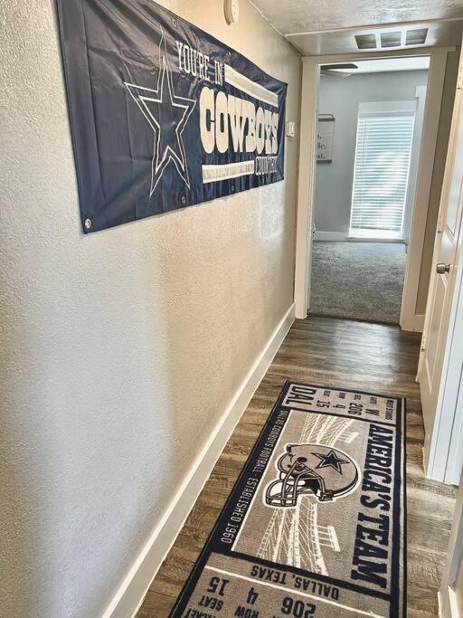 Lovely 2-Bedroom Condo Next To At&T Stadium Arlington Exterior photo